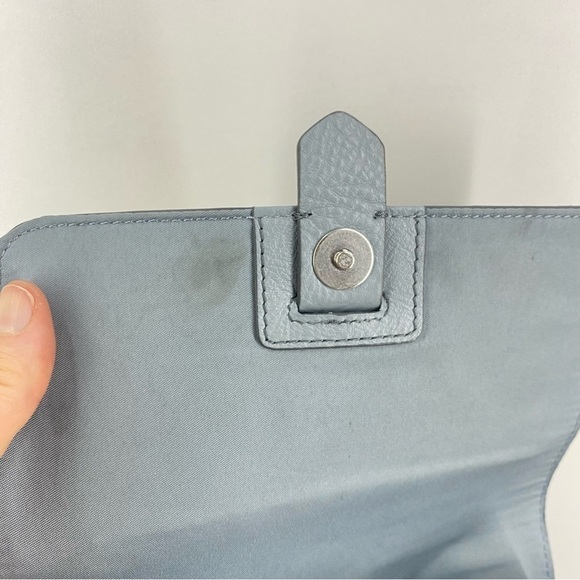 Vintage *FOSSIL* Kinley Crossbody | Light Blue Leather | Adjustable Strap | GUC - Picture 8 of 14